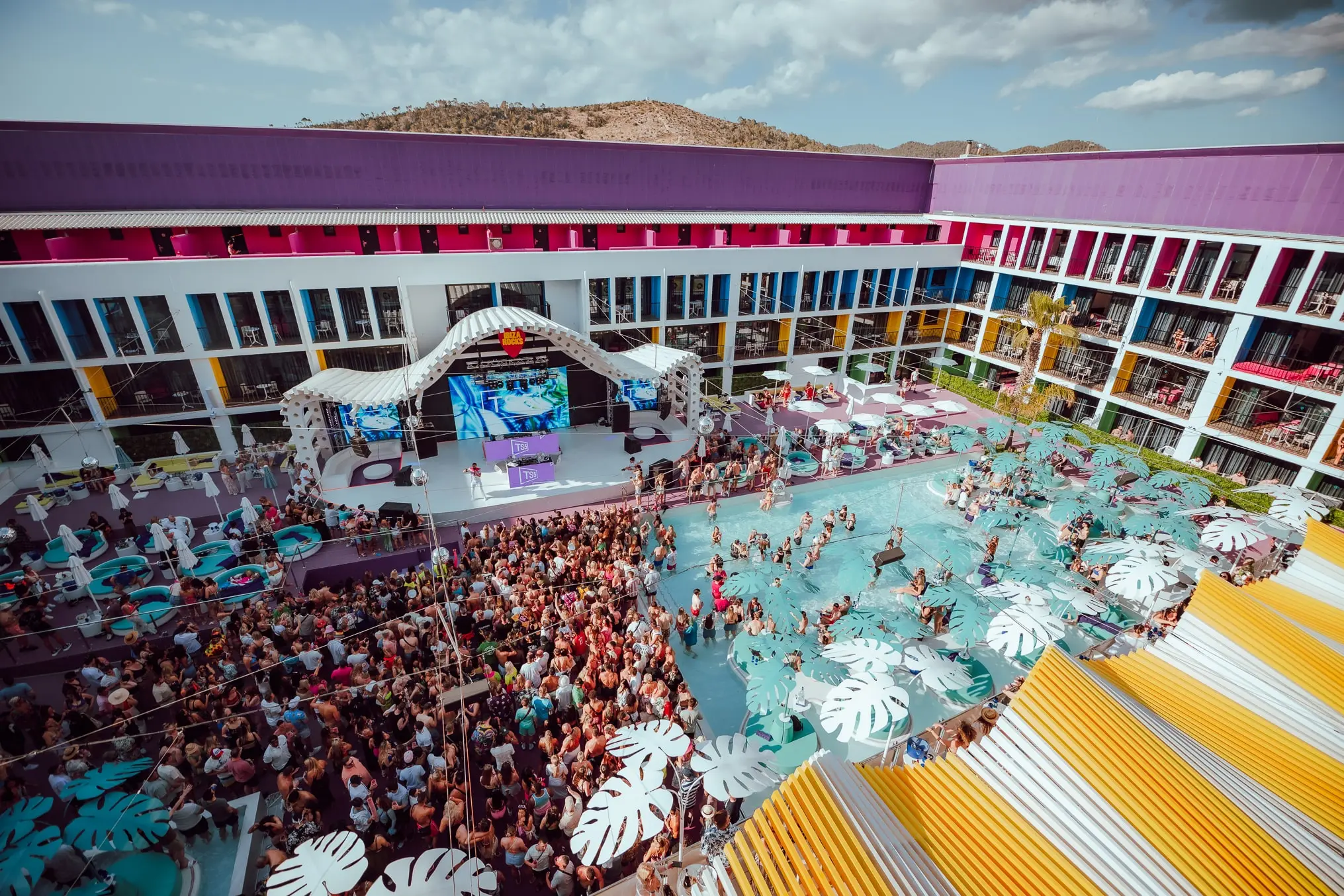 British Teen Falls to Death at Ibiza Rocks Hotel in Second Tragedy This Month