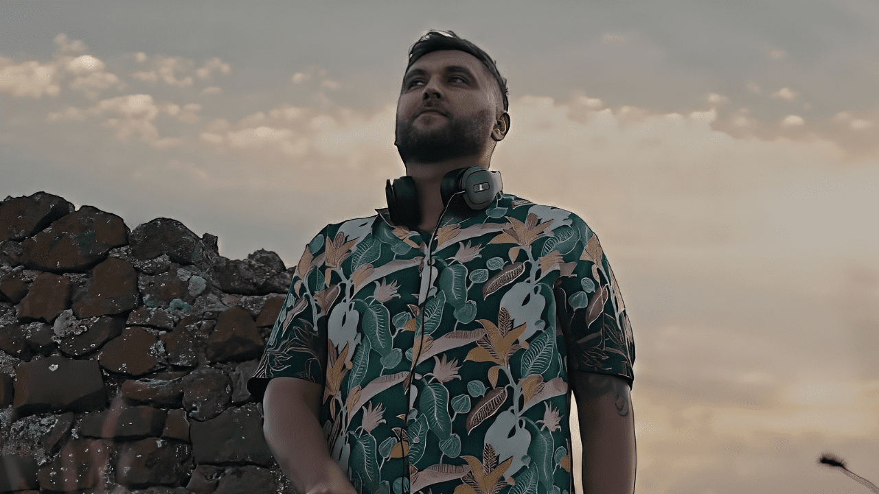 Denis (LIFT BLISS) – We Return: When Electronic Music Becomes a Voice of Healing