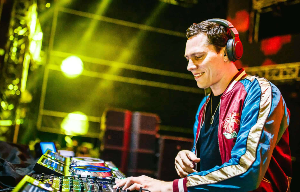 Tiësto Confirms New Trance Album and Fans Are Calling It His Most Exciting Comeback Yet